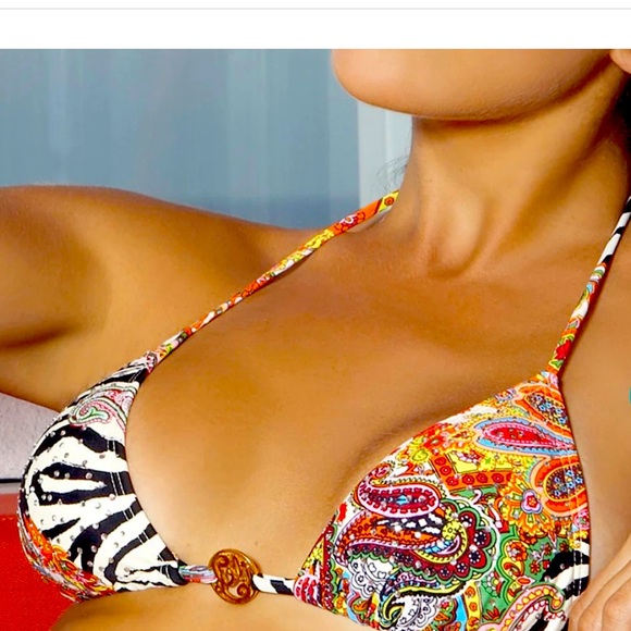 Luli Fama RUNWAY Bikini from Mercedes-Benz Fashion Week - Picture 5 of 15